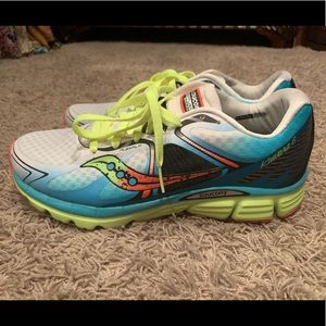 Saucony Kinvara 6 Running Shoes